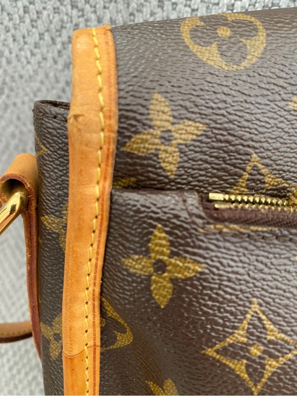 Louis Vuitton Brown Monogram Saddle Crossbody with Tan Trim - Picture 7 of 12